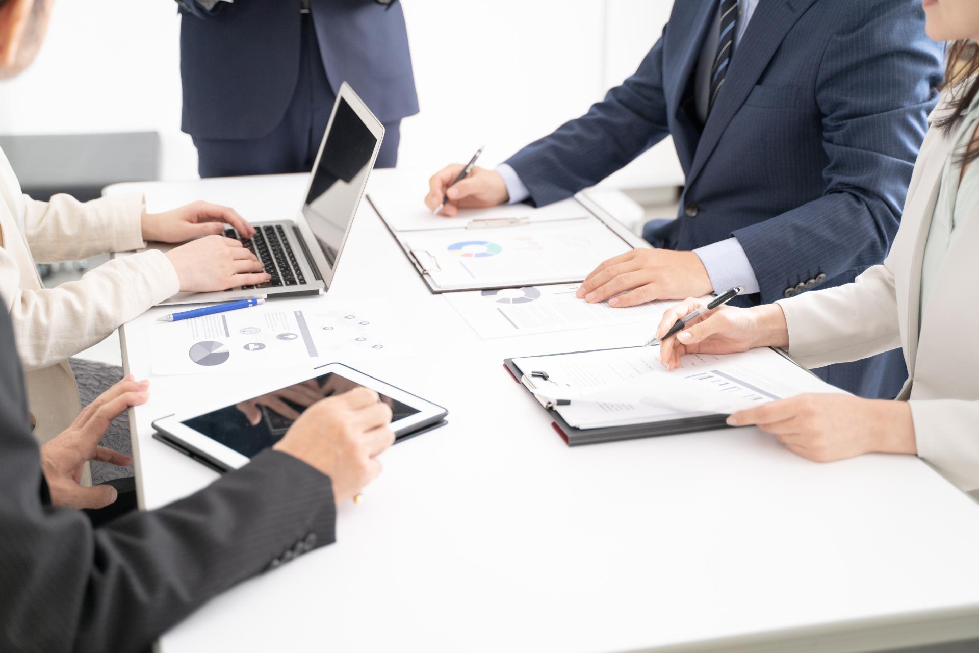 ご要求に応じてカスタマイズされた解決策
